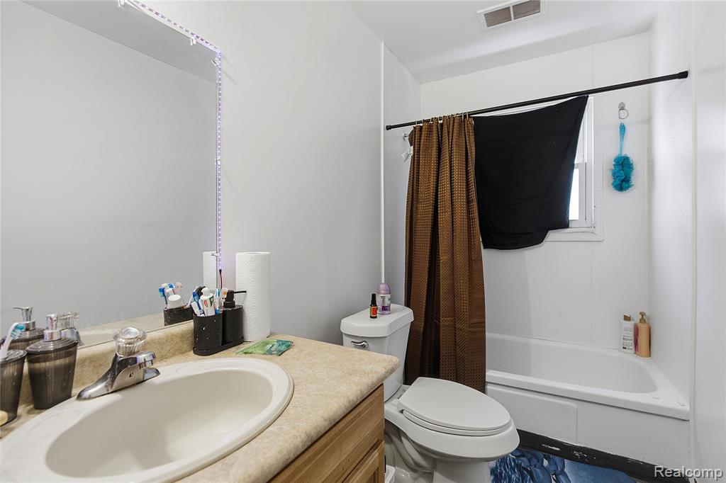 6075 Ashton Avenue, Detroit, MI 48228 — Photo 7