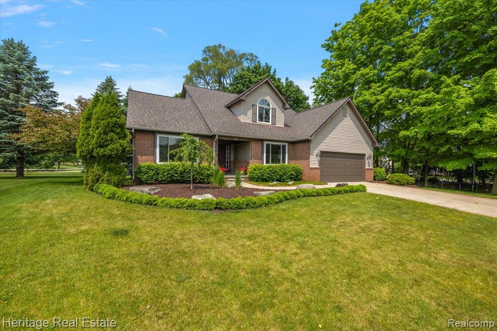 624 Glenmoor Drive, Oxford, MI 48371 — Photo 39