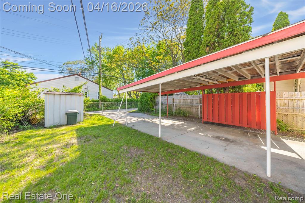 842 E 10 Mile Road, Ferndale, MI 48220 — Photo 14