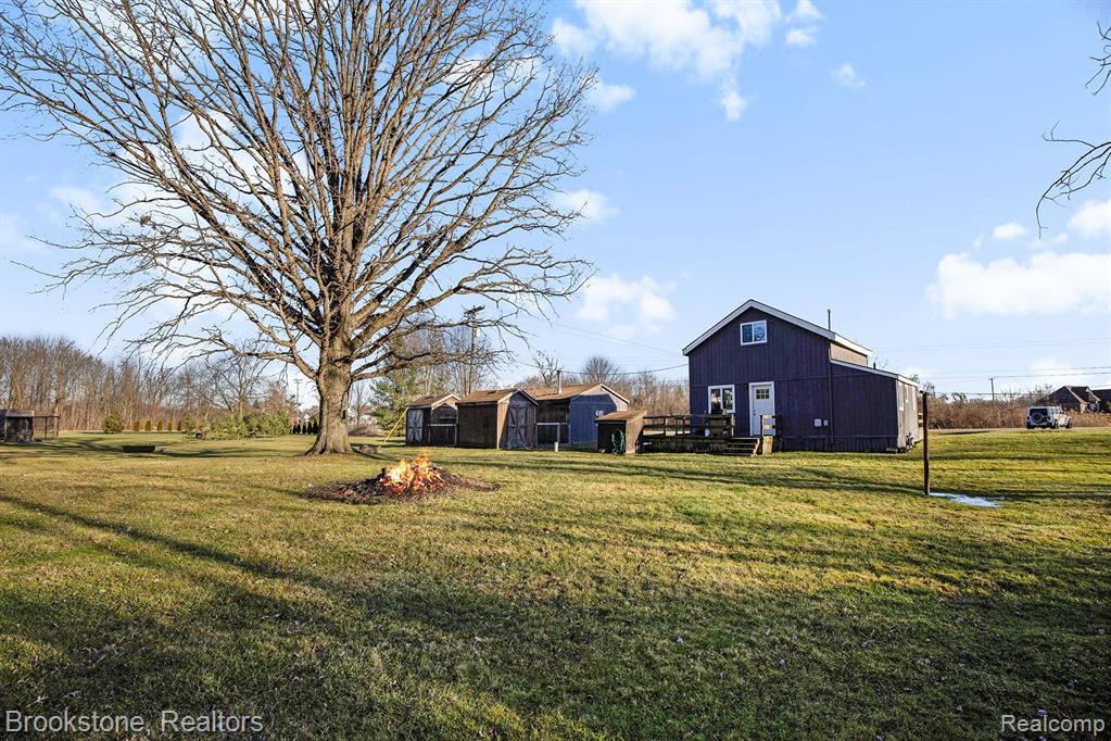4516 Indian Trail, China, MI — Photo 12