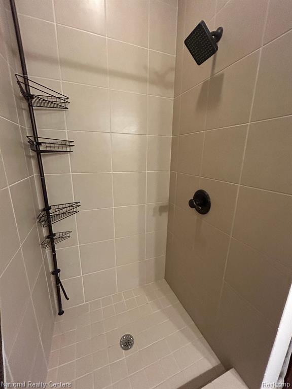 730 PENNIMAN Avenue, 207, Plymouth, MI 48170 — Photo 24