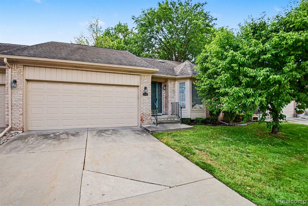 15540 Caputo Court, Clinton Twp, MI 48035