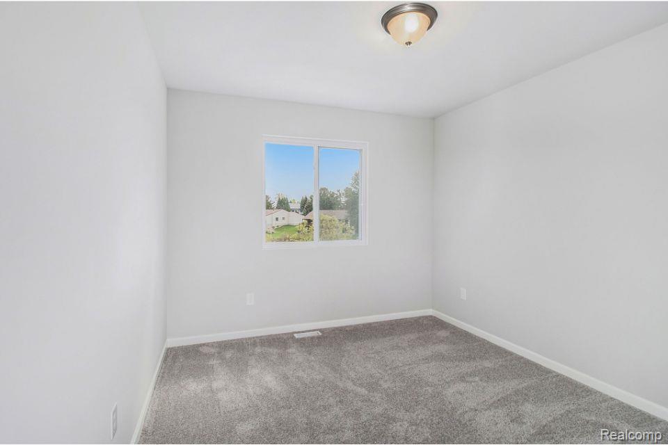 745 Lone Oak Way, Tecumseh, MI 49286 — Photo 15