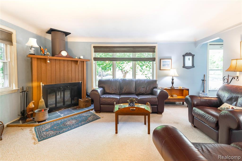 9447 Whitall Lane Road, Grosse Ile, MI 48138 — Photo 4