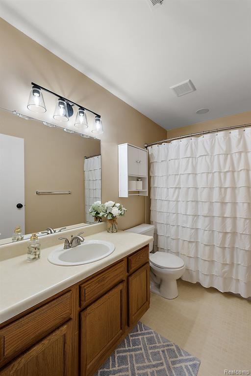 61149 GREENWOOD Drive, South Lyon, MI 48178 — Photo 30