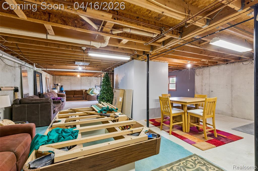 12420 Kipp Road, Goodrich Vlg, MI — Photo 30