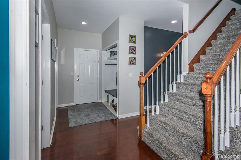 46009 WINDRIDGE Lane, Canton, MI 48188 — Photo 29