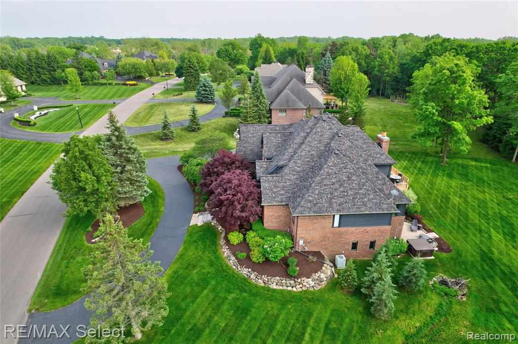8320 MISTY, Grand Blanc, MI 48439 — Photo 9