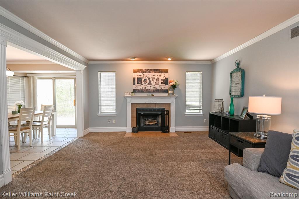 51466 PROMENADE Lane, New Baltimore, MI 48047 — Photo 7