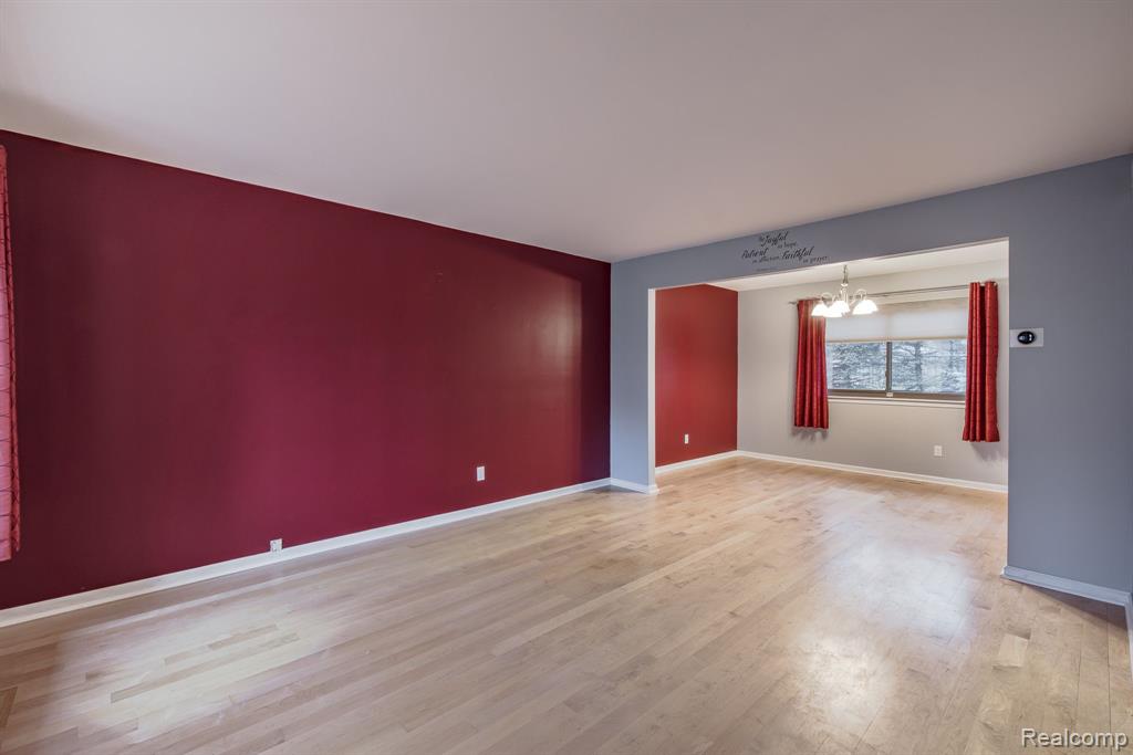 5285 WOODCREEK Trail, Clarkston, MI — Photo 6