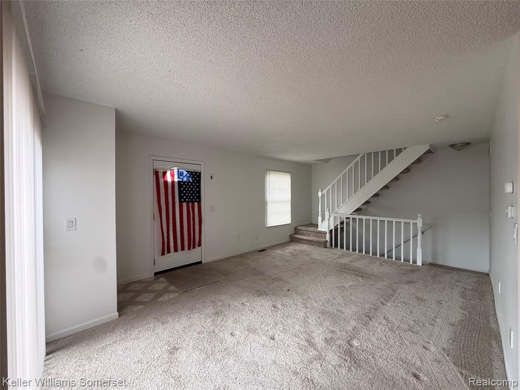 28423 Raleigh Crescent Drive, Chesterfield, MI — Photo 4