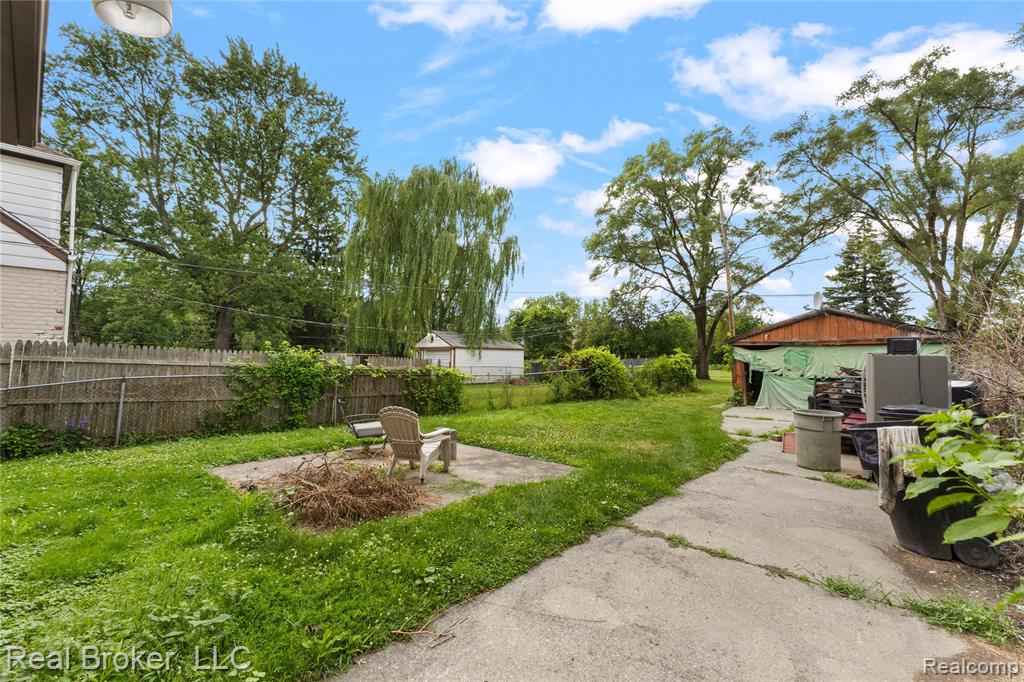 8155 Molena Street, Detroit, MI 48234 — front exterior