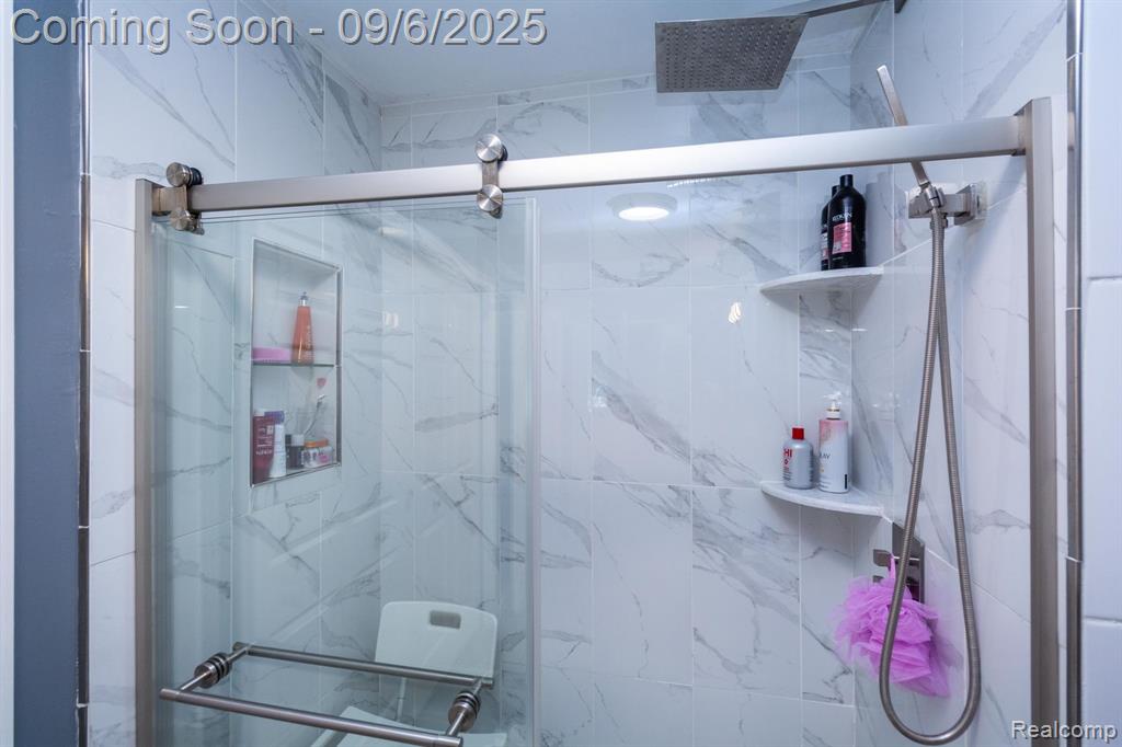 3092 Greenwich Court, Canton, MI 48188 — Photo 31
