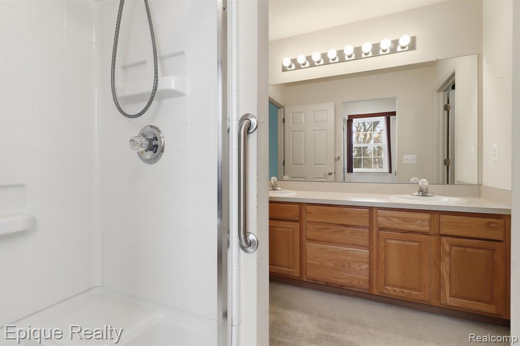 321 Cherry Grove Road Road, Canton, MI 48188 — Photo 11