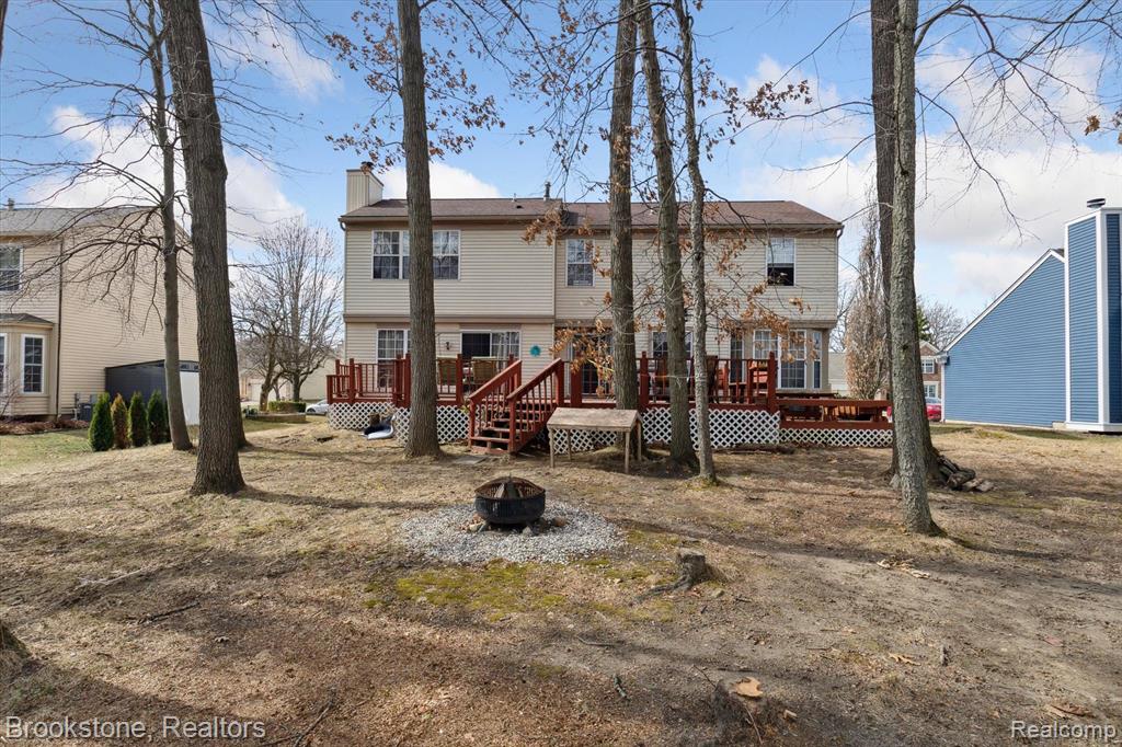 465 THORNRIDGE Drive, Rochester Hills, MI 48307 — Photo 47