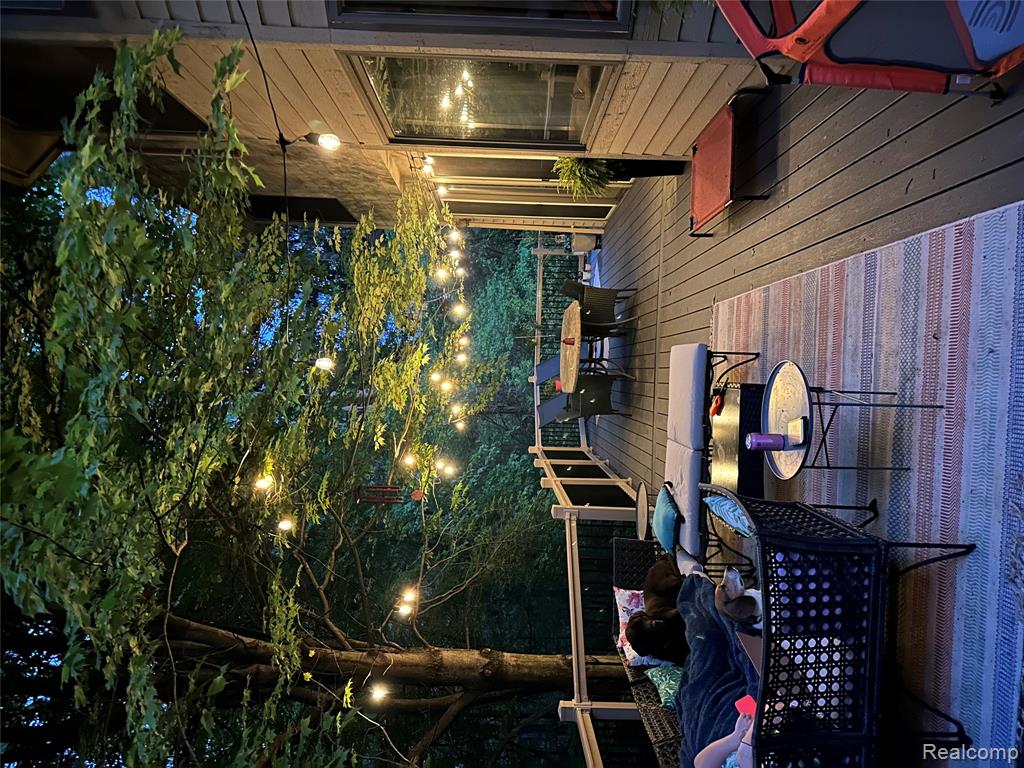 9619 Tree Top Court, Pinckney, MI, 48169