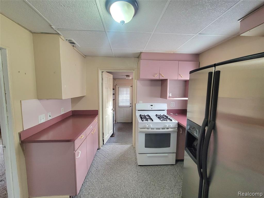 8238 Chalmers Avenue, Warren, MI 48089 — Photo 10