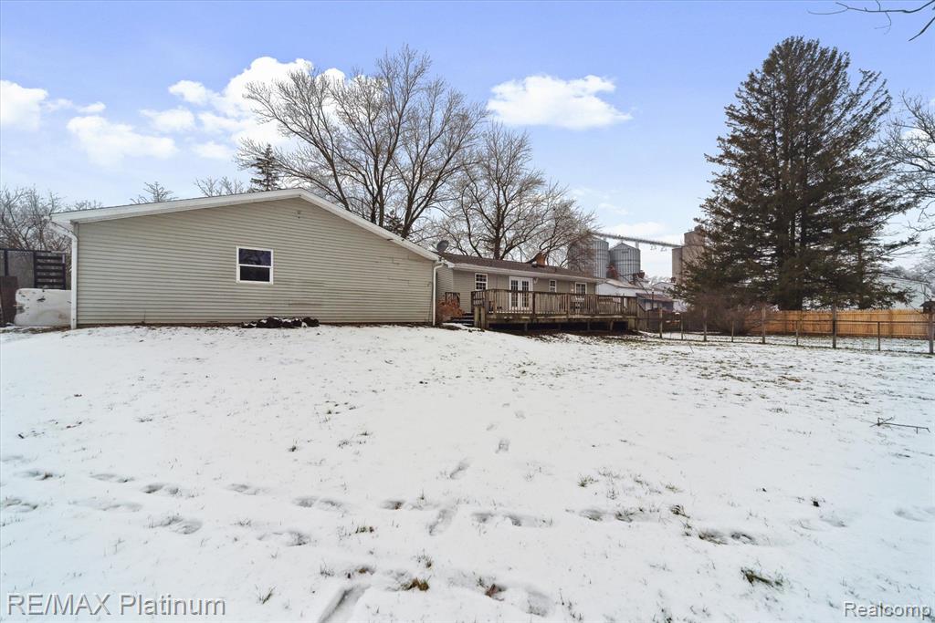 107 RUSSELL Street, Leslie, MI 49251 — Photo 33