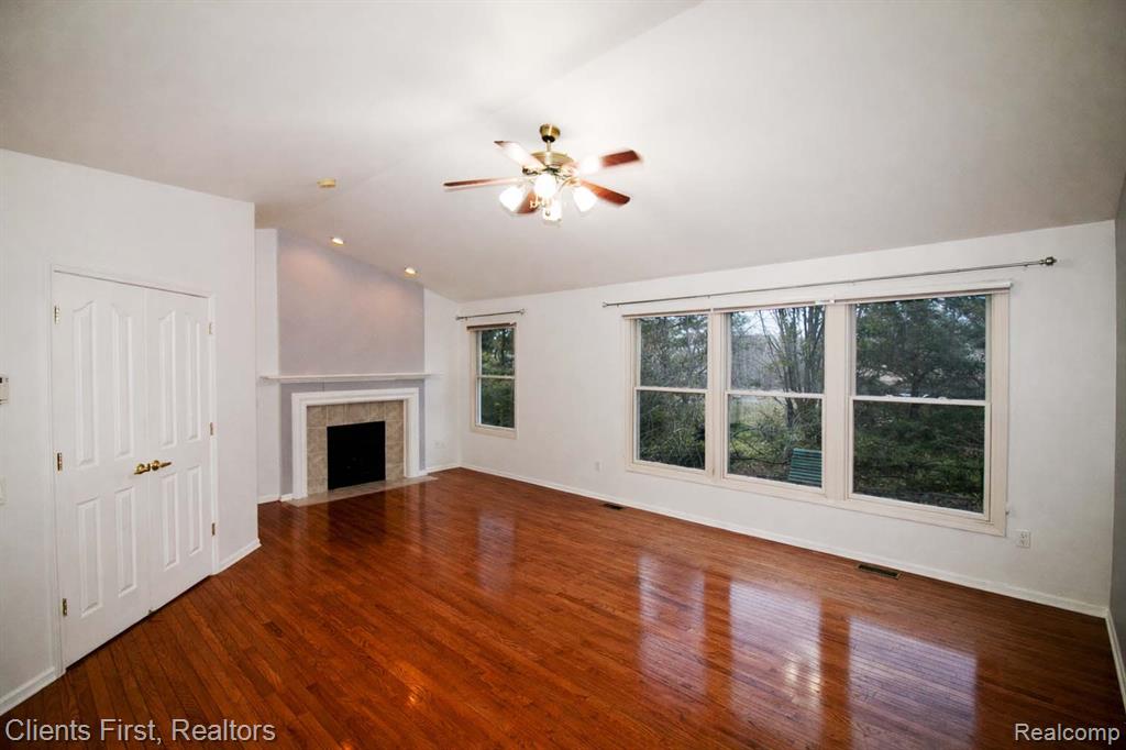 48318 Manhattan Circle, Canton, MI, 48188