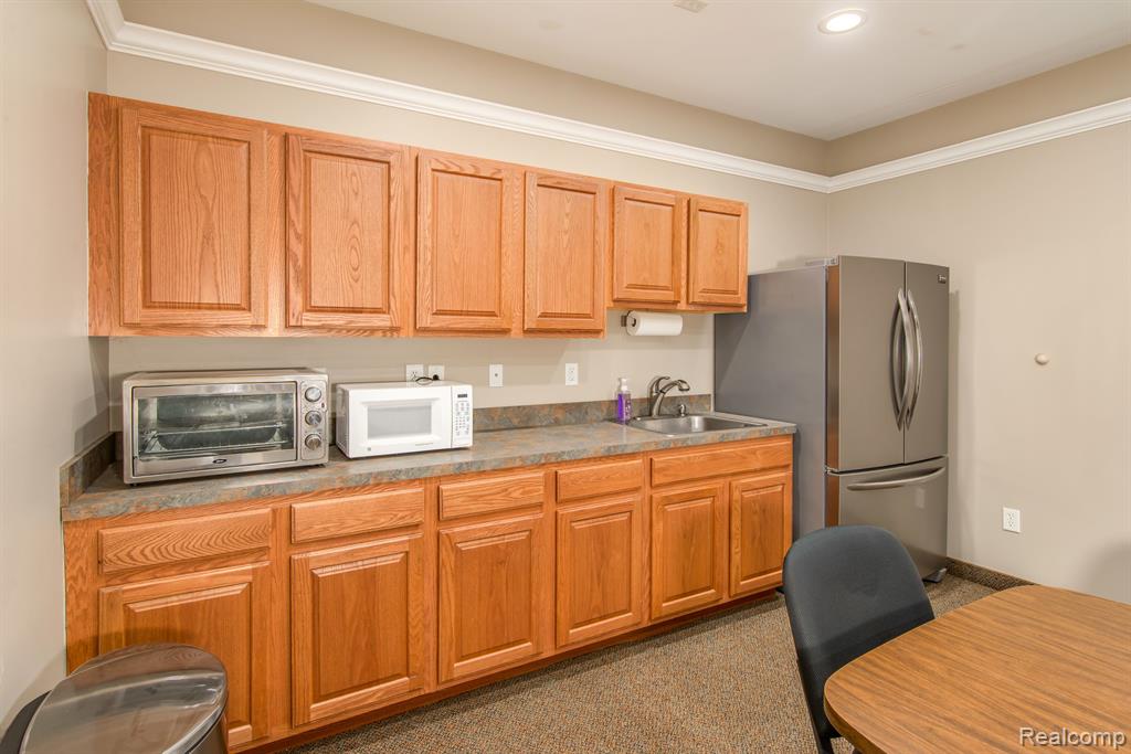 8175 BIG LAKE Road, Clarkston, MI — Photo 20