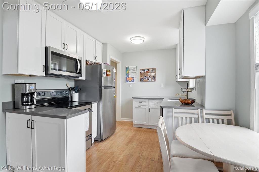 14020 Borgman Street, Oak Park, MI 48237 — Photo 8