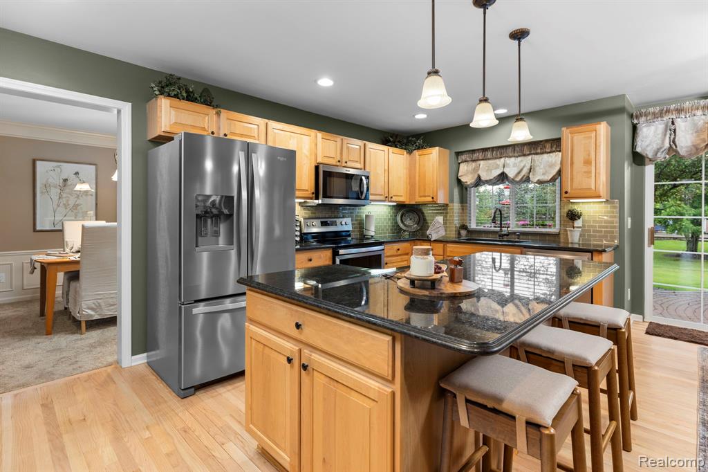 393 Pleasant Ridge Drive, Canton, MI 48188 — Photo 15