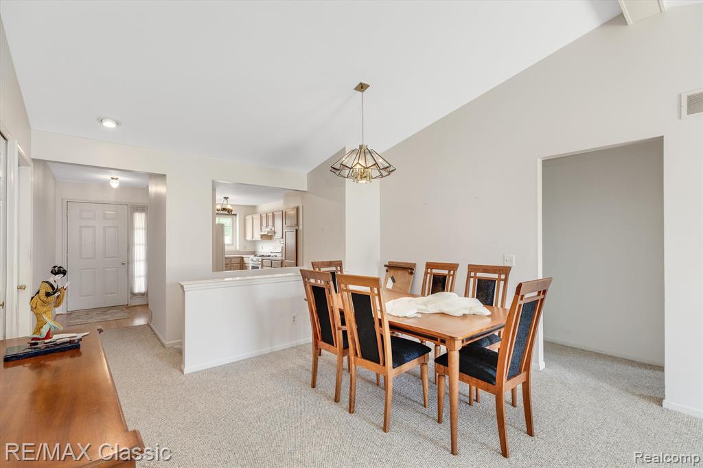 41937 BROOKVIEW Lane, Clinton Twp, MI 48038 — Photo 13