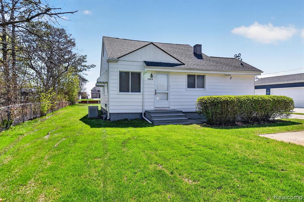 47816 Jefferson Avenue, Chesterfield, MI 48047 — Photo 23