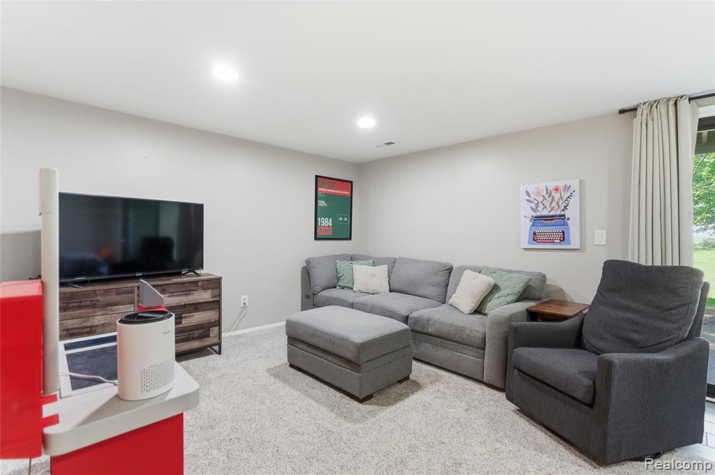 868 Yorktown Court, Northville, MI 48167 — Photo 31