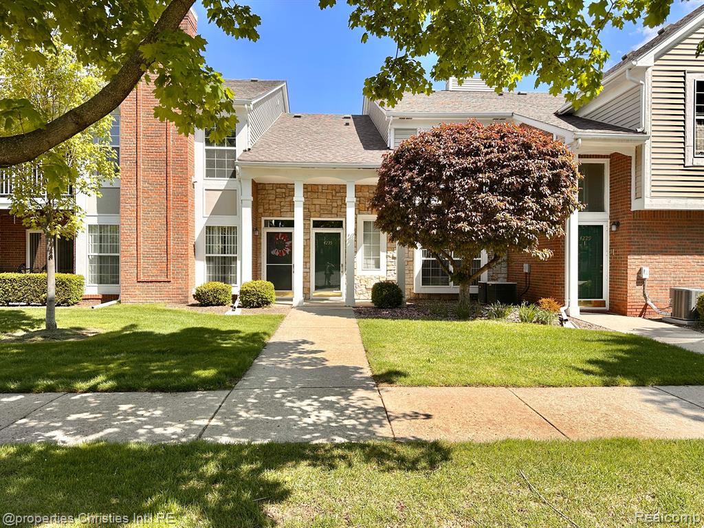 4235 BERKSHIRE Drive, Sterling Heights, MI 48314 — front exterior