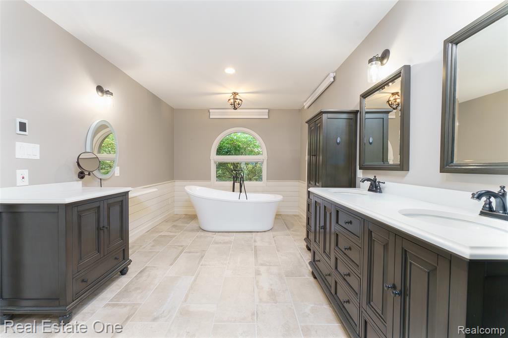 5258 Hidden Pines Drive, Brighton, MI 48116 — Photo 45