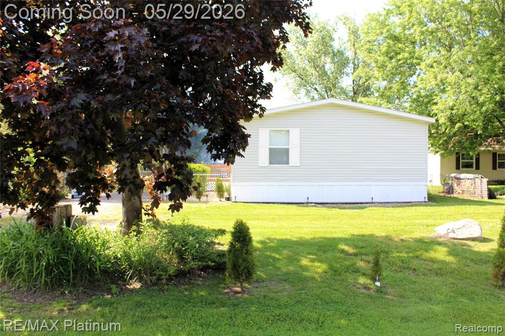 5615 Cherokee Bend Bend, Howell, MI 48843 — Photo 2