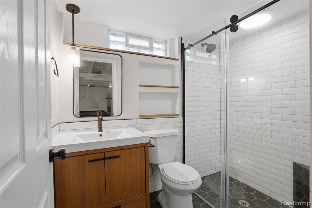 831 Loyola Drive, Ann Arbor, MI 48103 — Photo 25