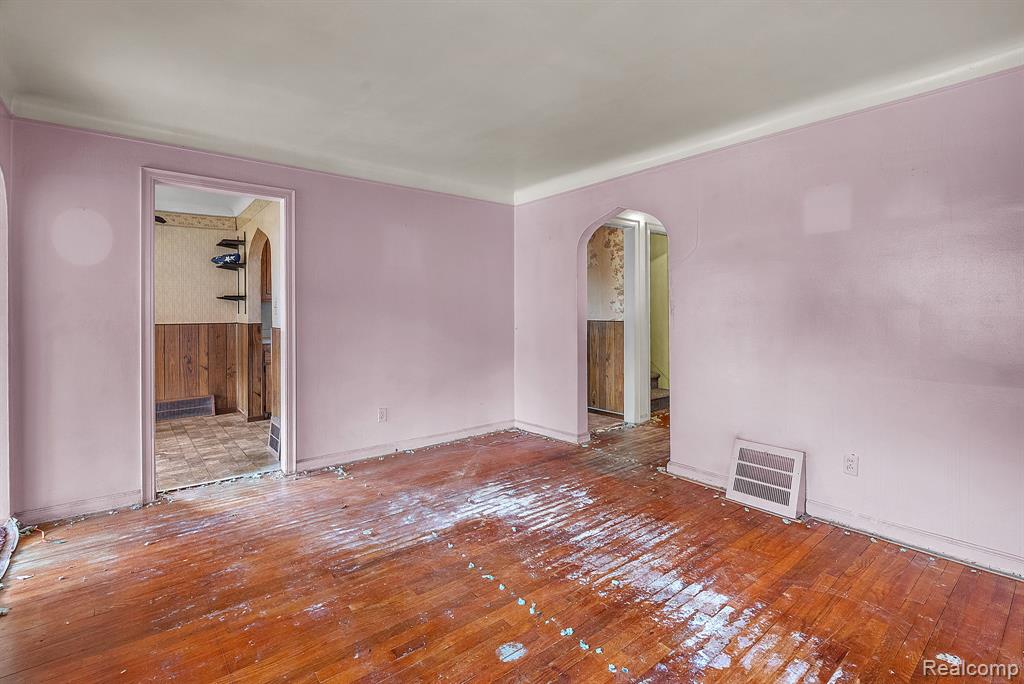 7819 Greenview Avenue, Detroit, MI 48228 — Photo 5