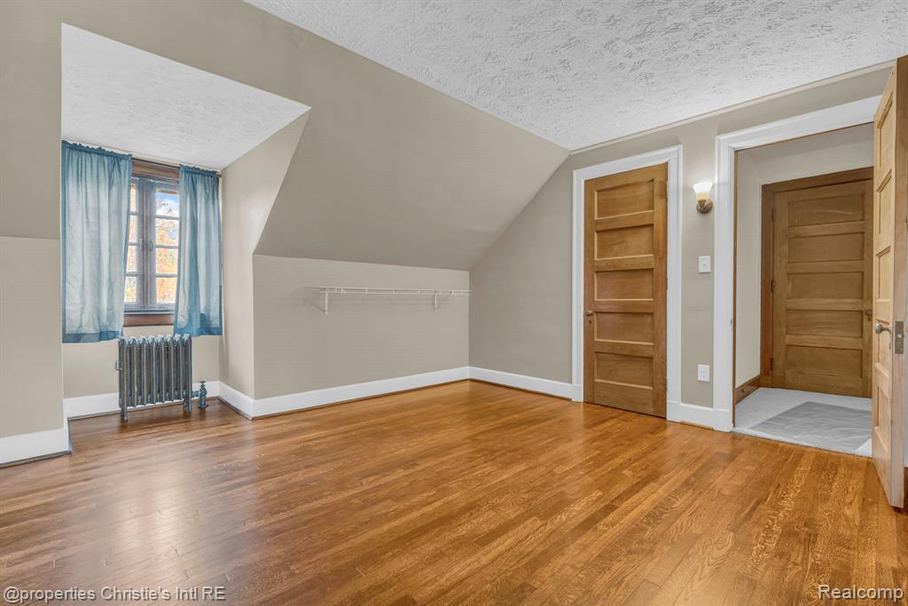 610 Chicago Boulevard, Detroit, MI 48202 — Photo 46