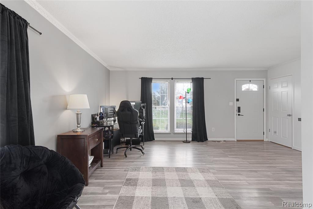 28394 Brookfield Court, Brownstown, MI 48183 — Photo 17