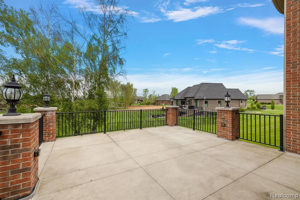 66701 NOTRE DAME Boulevard, Washington, MI 48095 — Photo 51