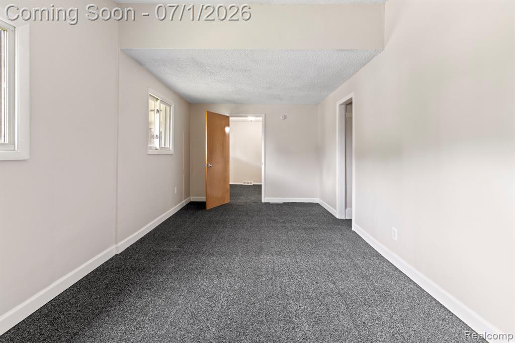 551 Nebraska Avenue, Pontiac, MI 48341 — Photo 21
