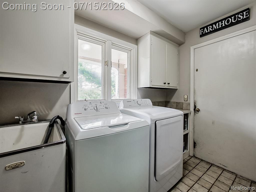 6730 Meadowlake Road, Bloomfield Hills, MI 48301 — Photo 18