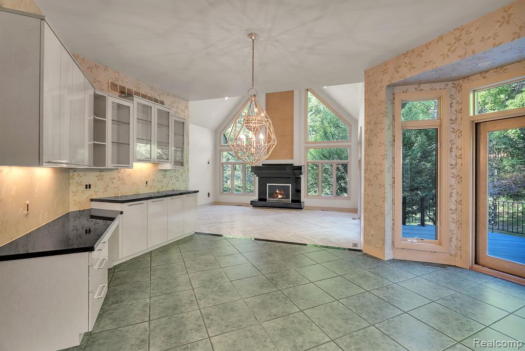 5779 Pinecrest Estates Drive, Ann Arbor, MI 48105 — Photo 20