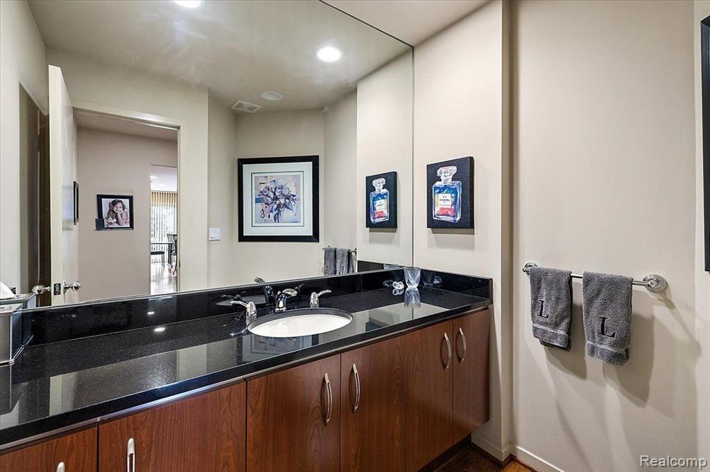 7179 Leyland Court, Bloomfield Hills, MI 48301 — Photo 15