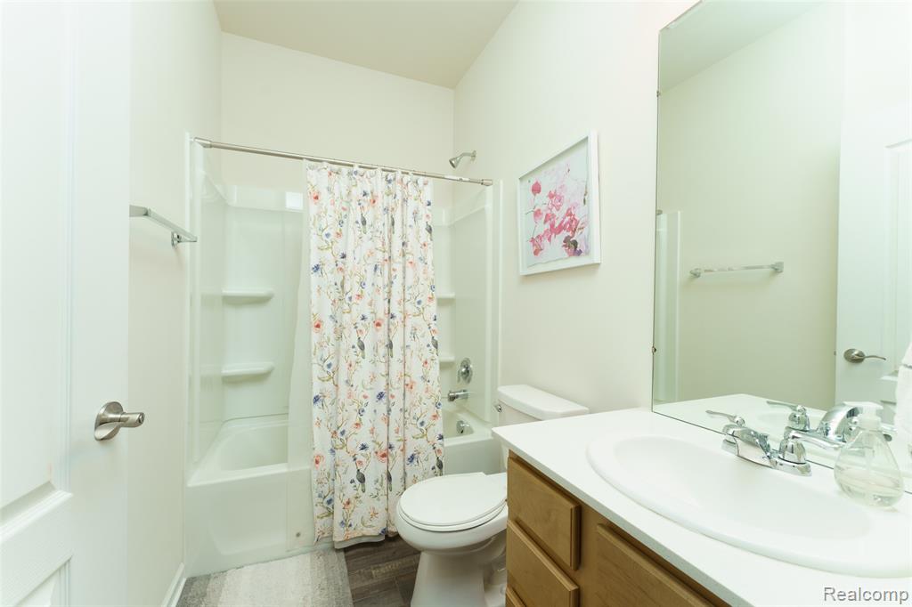 4639 Crestway Drive, Brighton, MI 48116 — Photo 17