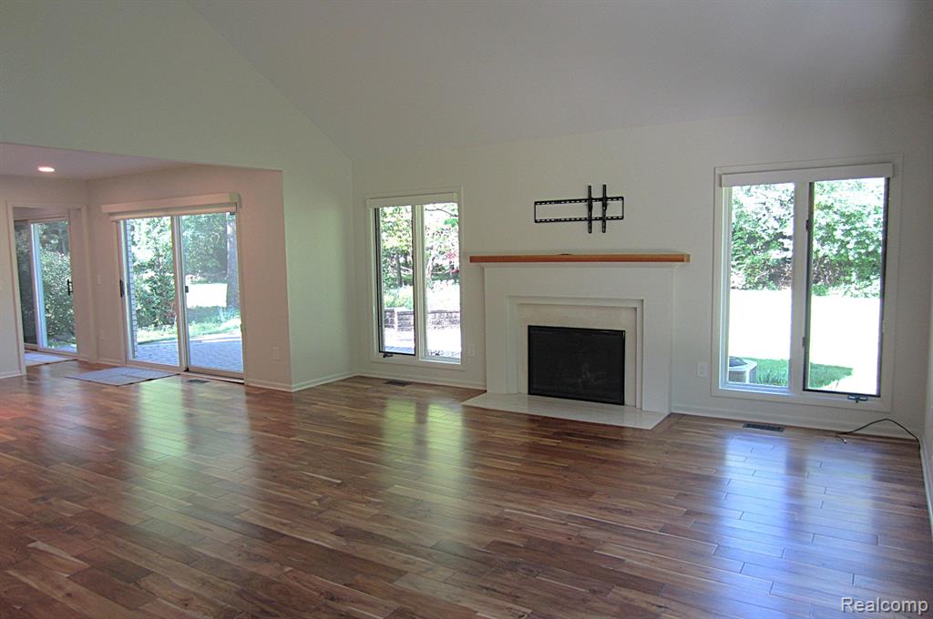 31115 Stafford St, Beverly Hills, MI 48025 — Photo 4