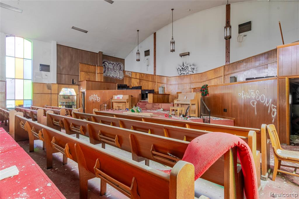 1042 E Warren Avenue, Detroit, MI 48207 — Photo 11