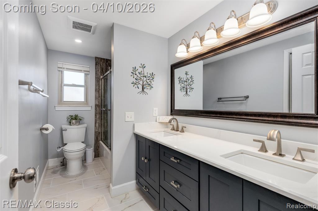 484 W Beechdale Street, Commerce Twp, MI 48382 — Photo 17