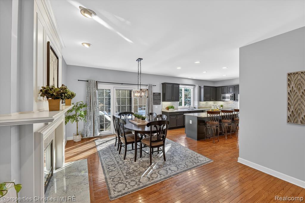 16224 Oak Forest Court W, Northville, MI 48168 — Photo 19