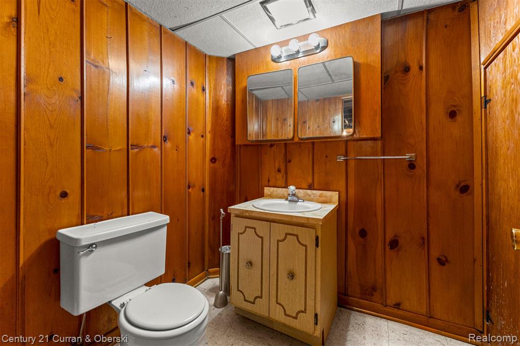 9804 Hubert Avenue, Allen Park, MI 48101 — Photo 20