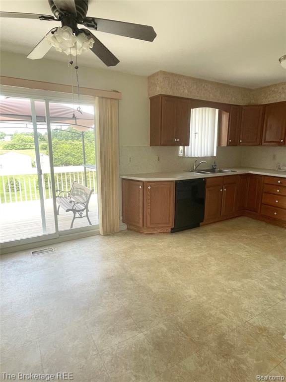 2267 Sandpiper Drive, Lapeer, MI 48446 — Photo 7