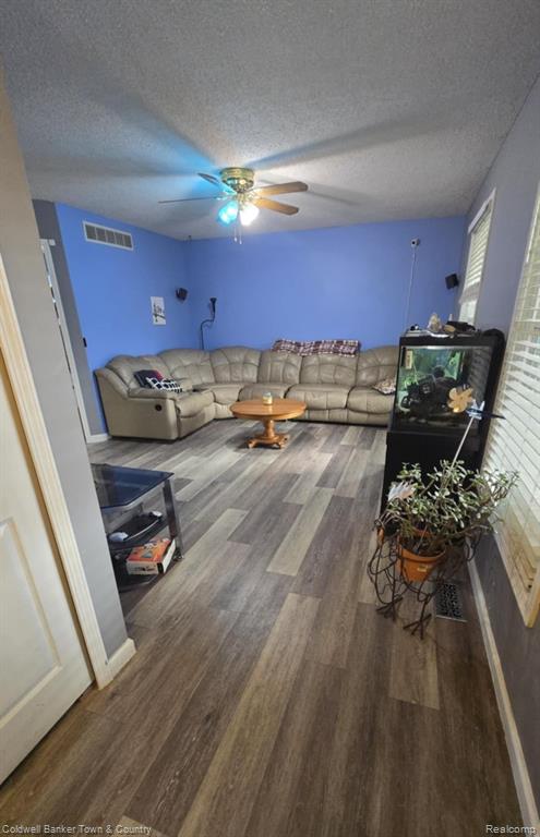 7880 NICHOLSON Road, Fowlerville, MI 48836 — Photo 6