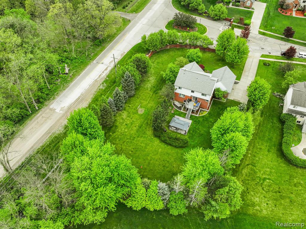 9005 LANTREE Drive, Howell, MI 48855 — Photo 28
